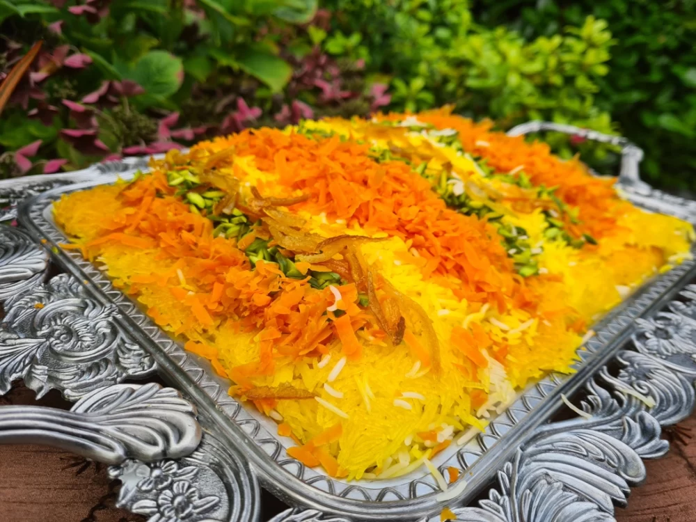  شیرین پلو با مرغ حلزونی