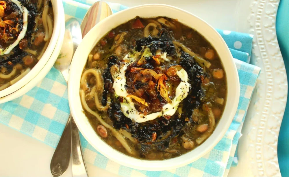 آش رشته با سبزی خشک