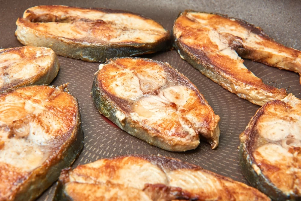 سرخ کردن ماهی
