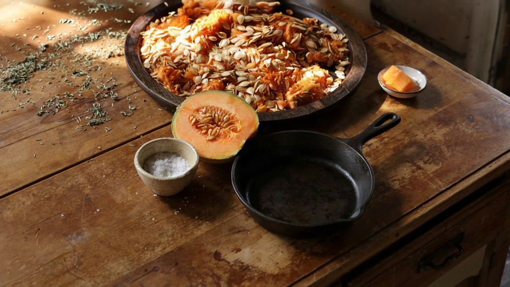 بو دادن تخمه طالبی