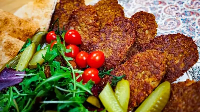 کتلت گوشت با سیب زمینی