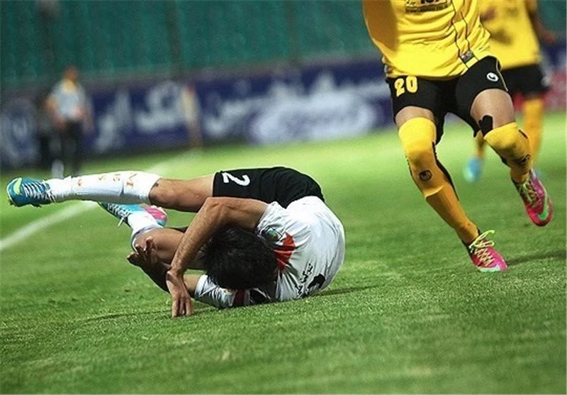  بازی پیکان و فجر سپاسی 