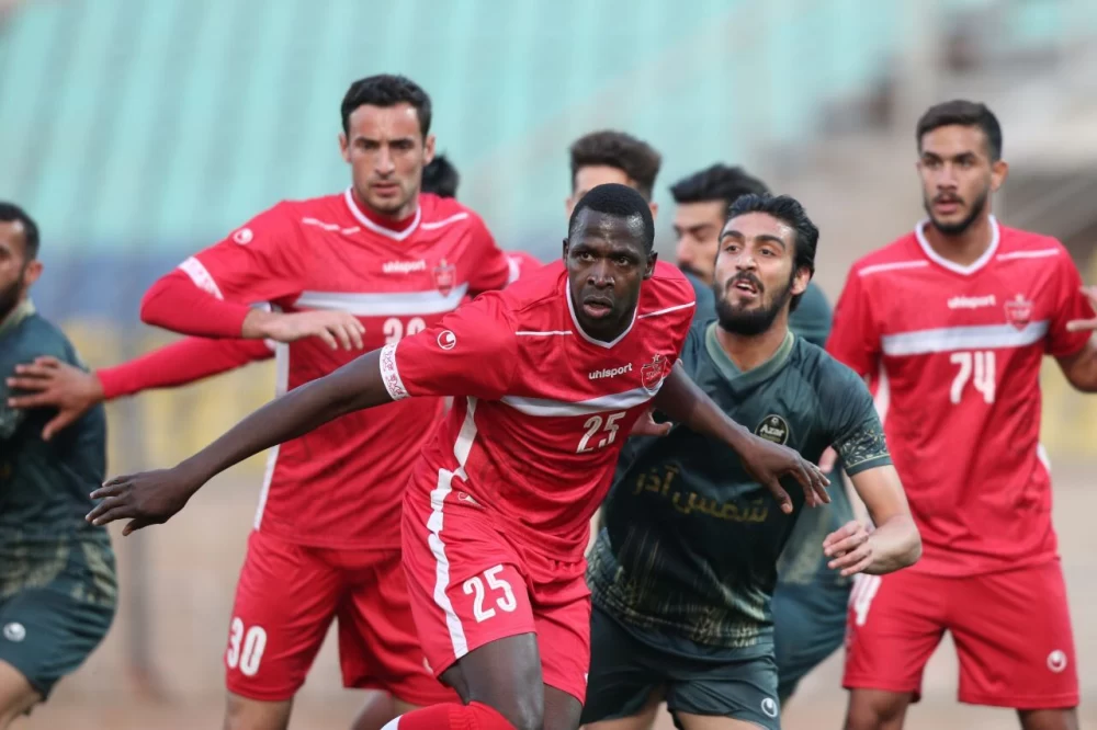 بازی پرسپولیس و شمس آذر