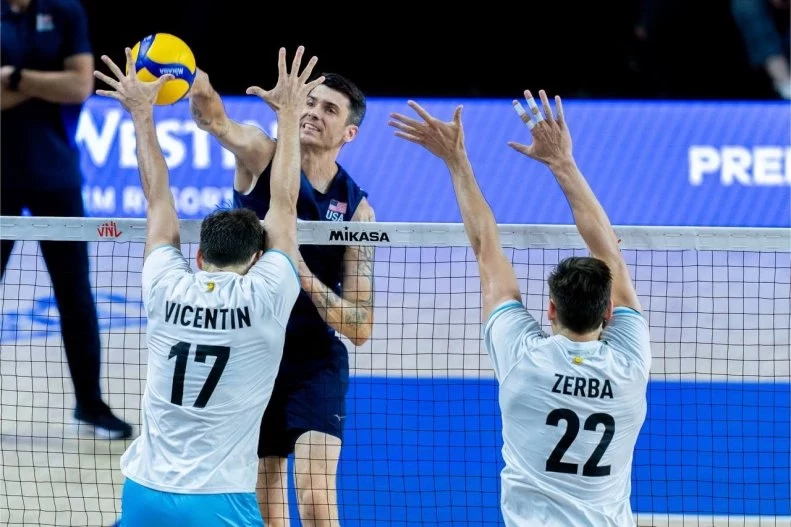 والیبال آرژانتین و آمریکا