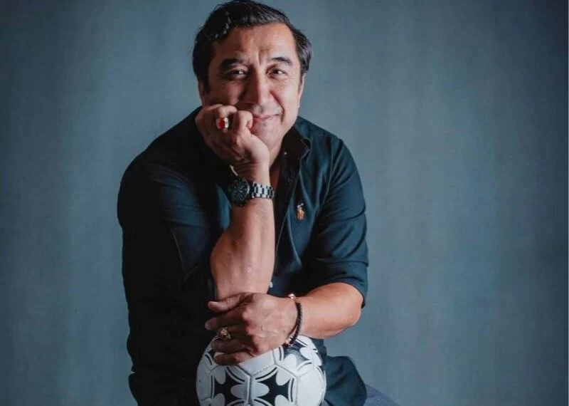 بیوگرافی خداداد عزیزی