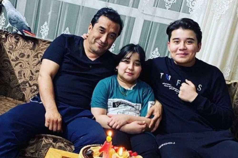 بیوگرافی خداداد عزیزی