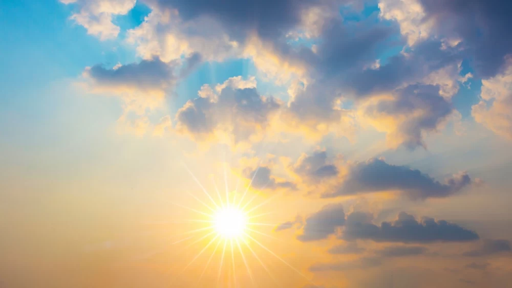 عکس واقعی خورشید و ماه