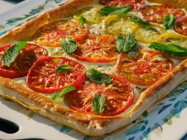 لیست غذا با گوجه 