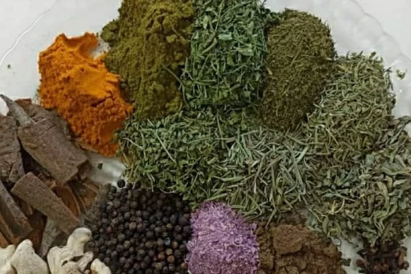 ادویه قورمه سبزی
