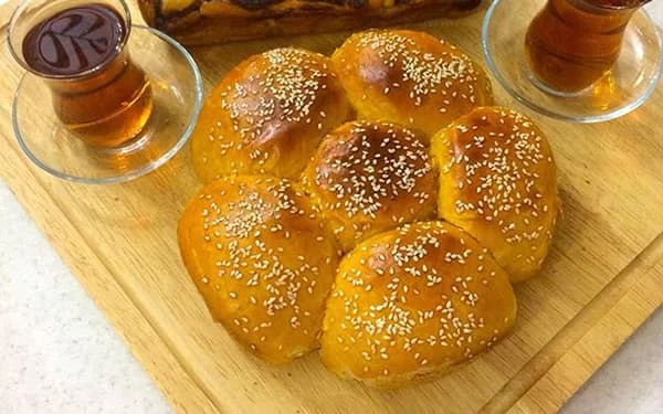 طرز تهیه نان شیرمال خانگی