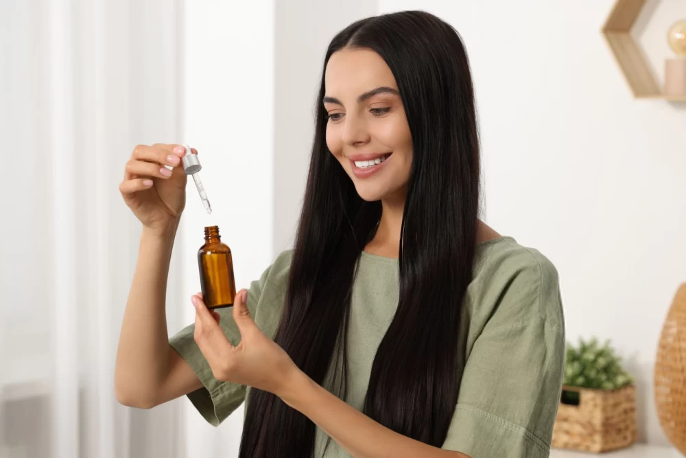بهترین روغن تقویت مژه