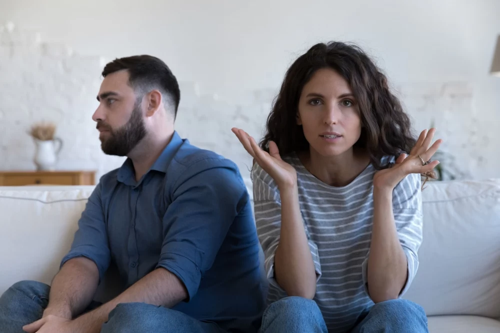 زوج ها از چه گفتگوهای حیاتی فرار می کنند ؟