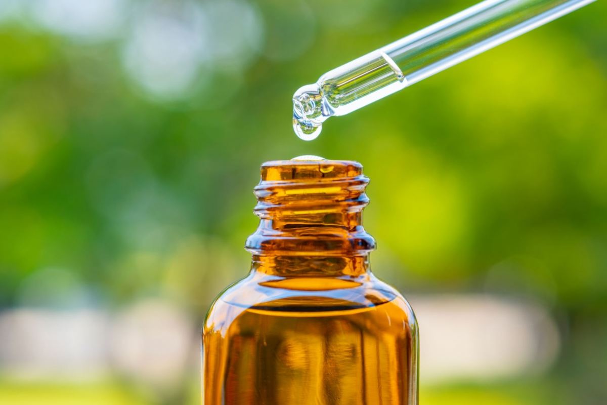 بهترین روغن گیاهی برای سفید شدن پوست صورت