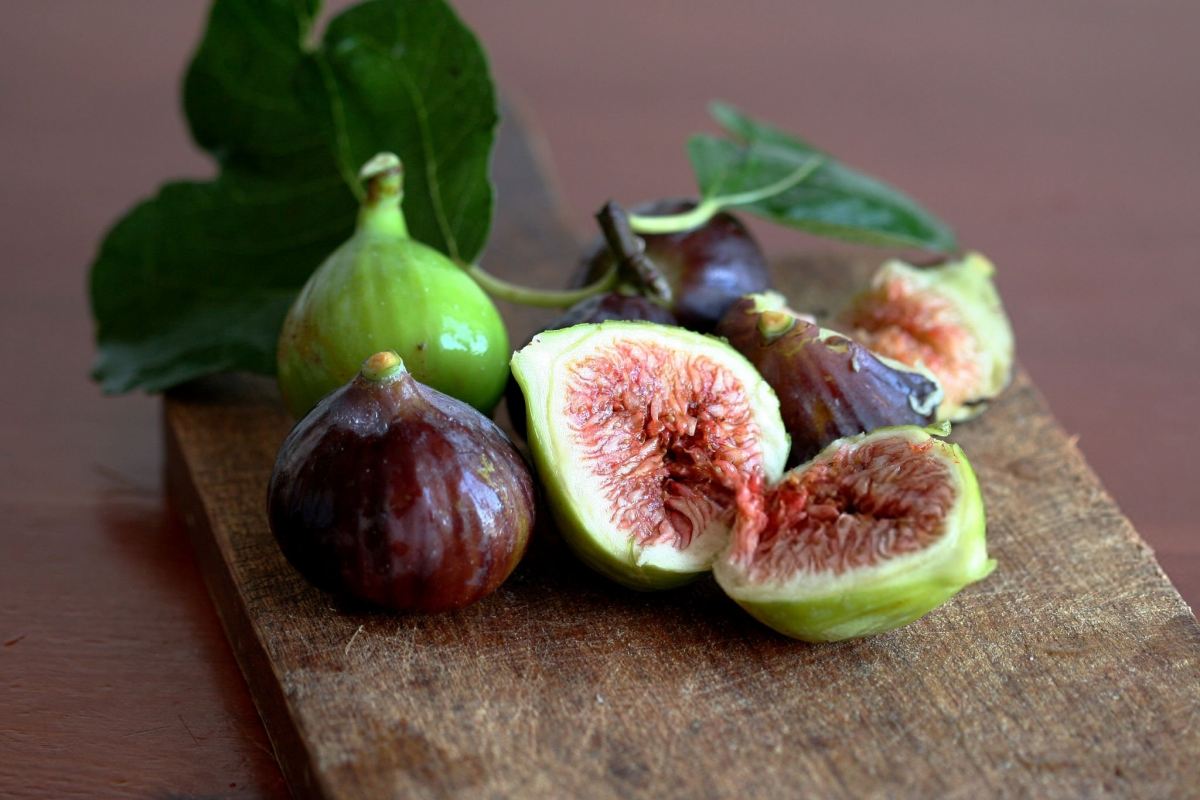 کالری و ارزش غذایی انجیر