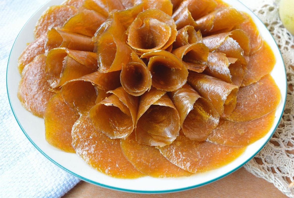 کالری لواشک گوجه سبز