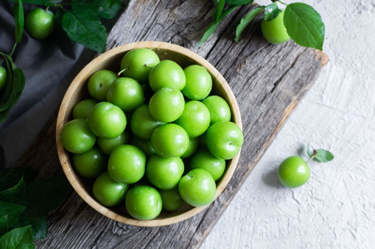 کالری و ارزش غذایی گوجه سبز