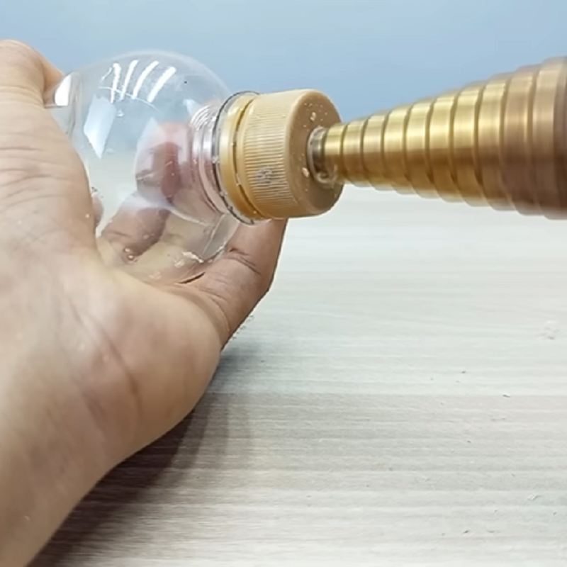 ساخت آبپاش با بطری پلاستیکی