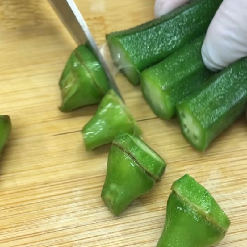 آماده کردن بامیه