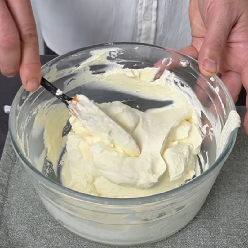 طرز تهیه خامه خانگی با شیر و کره