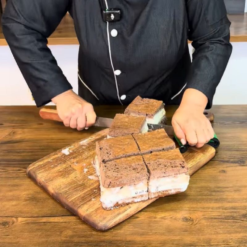 برش و نگهداری کیک بستنی