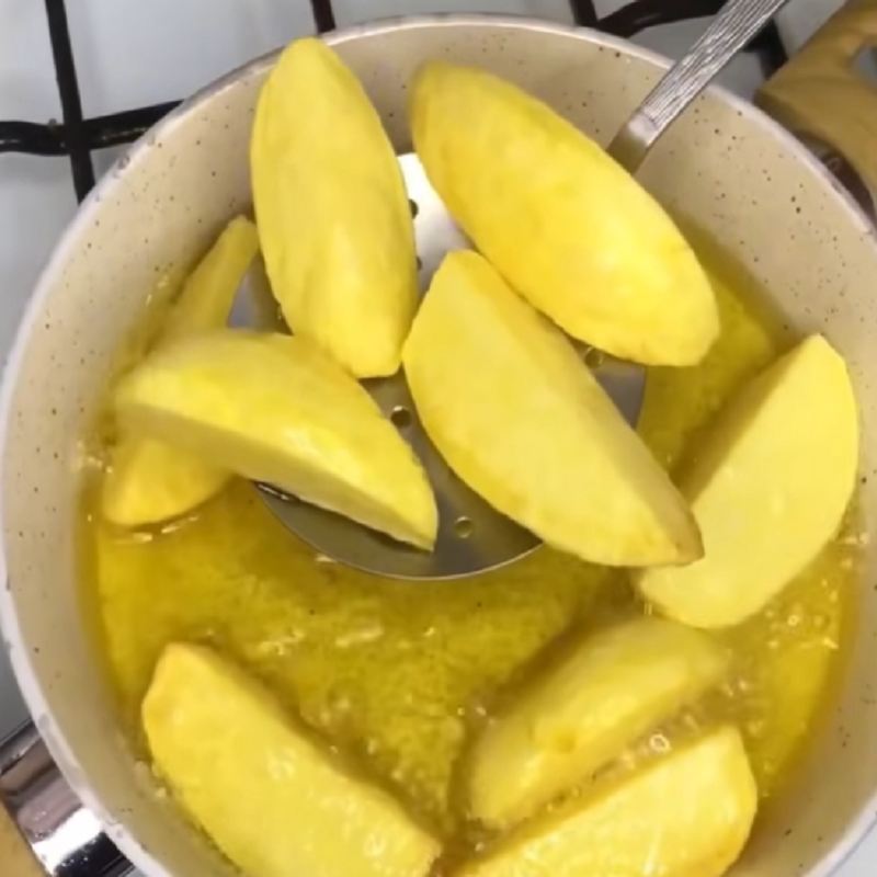 سرخ کردن اولیه مواد