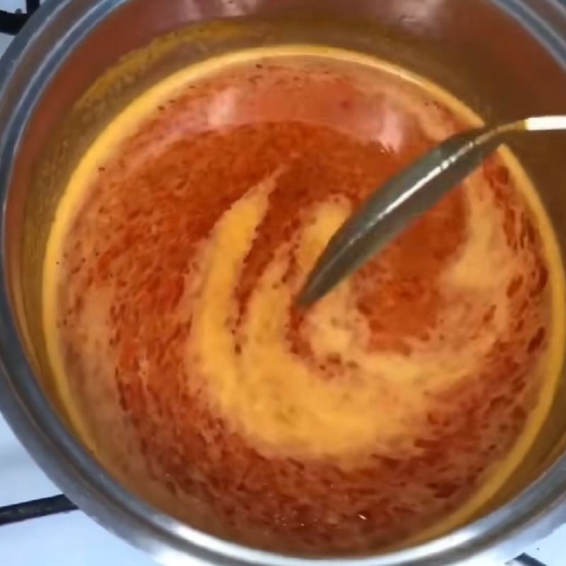آماده کردن سس گوجه ای