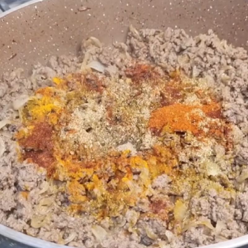 اضافه کردن ادویه ها