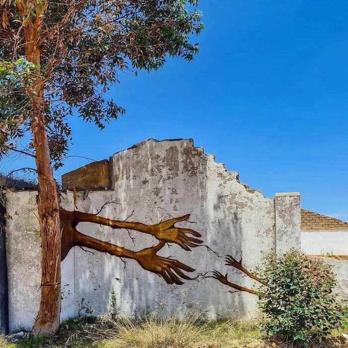 نقاشی روی دیوار
