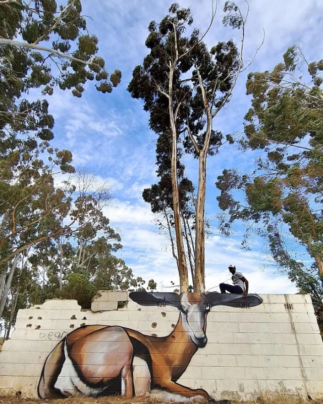 نقاشی روی دیوار
