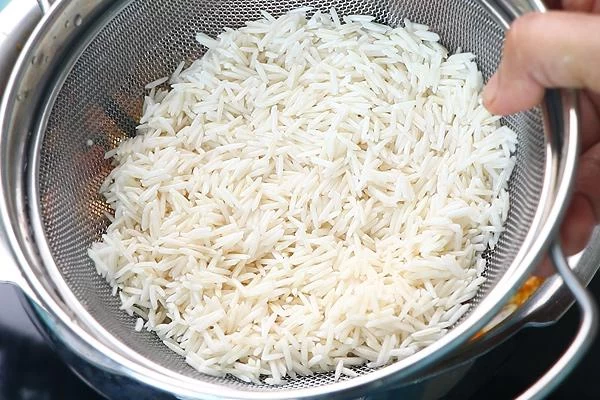 آلبالو پلو