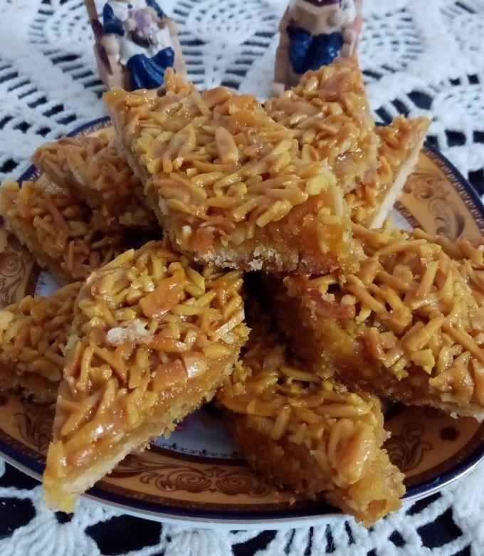 ملکه بادام