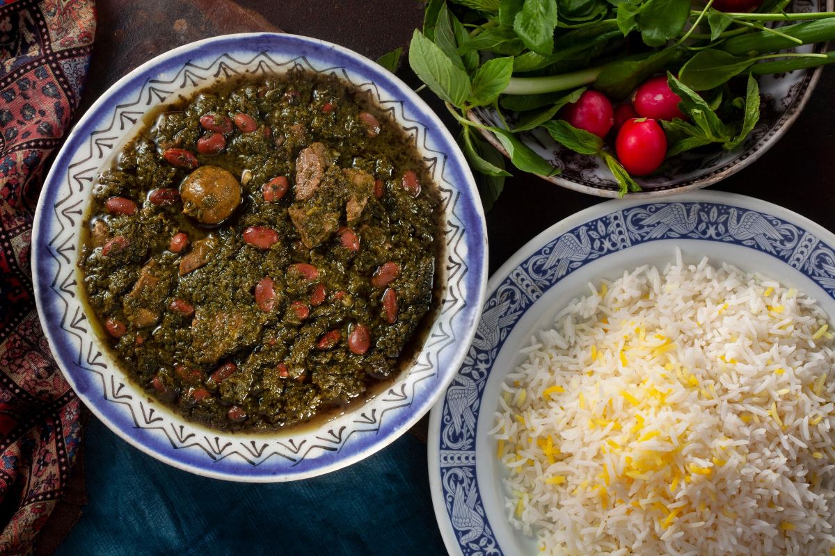 قرمه سبزی بدون گوشت