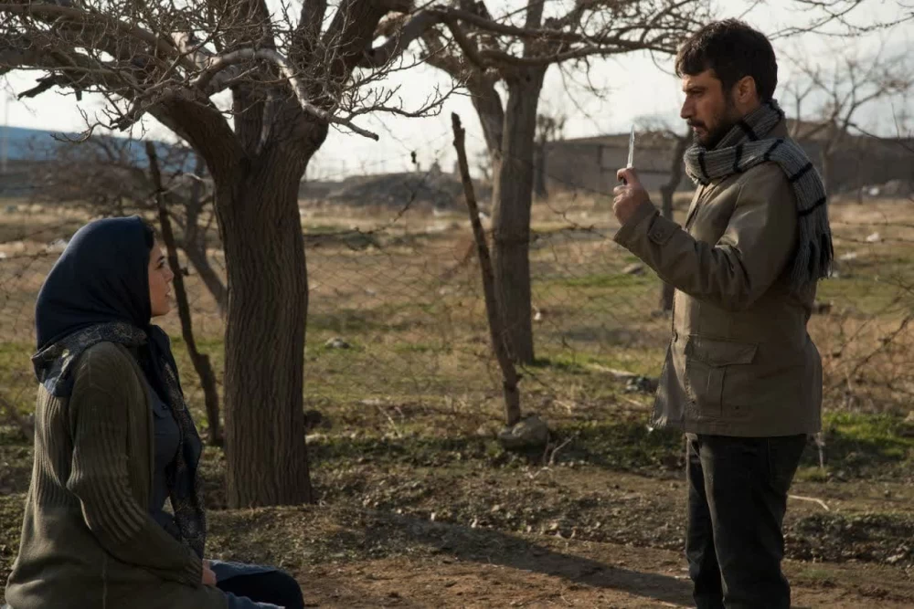 آنجا همان ساعت؛ روایت بحران‌های خانوادگی در آینه جامعه