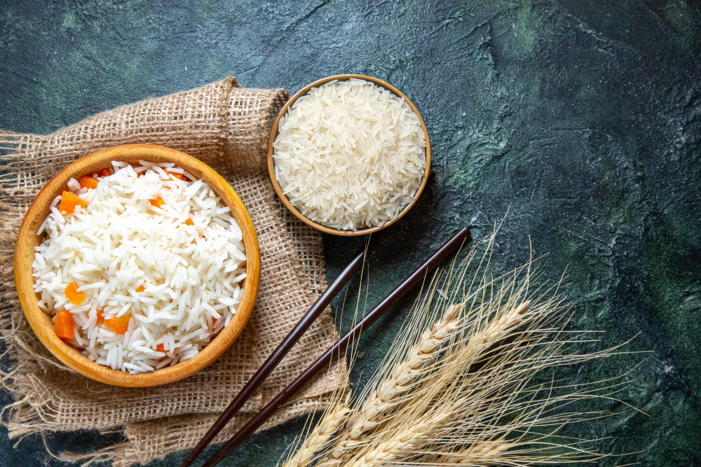 ۵ ترفند برای پخت برنج مجلسی و دانه دانه! راز پخت برنج خوش عطر و آبروداری جلوی مهمان ها