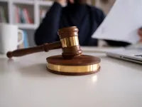 روش های برخورد با اشتباه قاضی در صدور رای