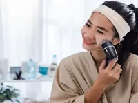 معرفی انواع ماساژورهای صورت و کاربرد آن