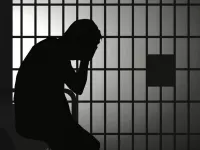 ماجرای تهمت و زندانی شدن در قصه هرکس خوب تر بدود برنده است