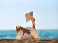 کتاب هایی با حال وهوای زنانه برای روزهای گرم تابستان!