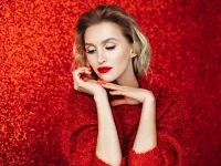 دوست دارید عکس پروفایل تان مثل مدل های مجله ای شود؟ پرامپت های ویرایش عکس دخترانه با هوش مصنوعی