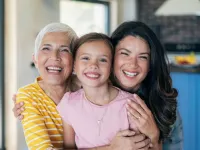 نکته های حیاتی برای حفظ سلامت بدن بانوان در مراحل مختلف زندگی