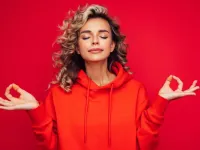 فرق بین یوگا و پیلاتس چیست؟ کدام رشته اندام شما را خوش تراش تر می کند؟