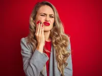۵ ترفند ارزان، کاربردی و سریع برای تسکین دندان درد