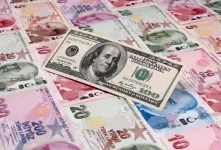 لیر یا دلار / کدام ارز برای سفر به ترکیه مناسب‌تر است؟
