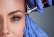 بوتاکس ابرو / روشی کم تهاجمی برای لیفت و جوانسازی ابروها