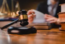 حکم غیابی و شرایط ابلاغ آن
