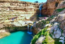 آبشار چشمه گوش؛ جاذبه ای بکر در قلب لرستان