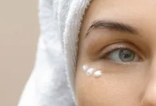 بهترین کرم سفت کننده دور چشم برای کاهش چین و چروک و لیفتینگ پوست