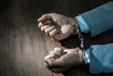 مجازات معتاد کردن دیگران / بررسی حقوقی و اجتماعی