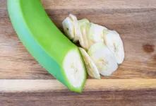 خواص موز سبز برای معده و بهبود گوارش