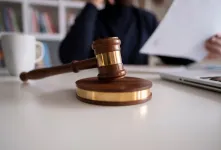 روش های برخورد با اشتباه قاضی در صدور رای